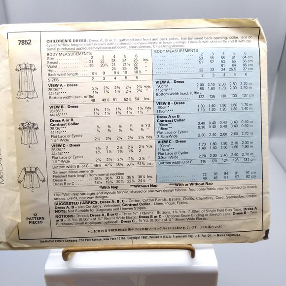 Vintage Sewing PATTERN McCalls 7852, Girls 1982 Dress, Child Size 2 - Picture 2 of 2